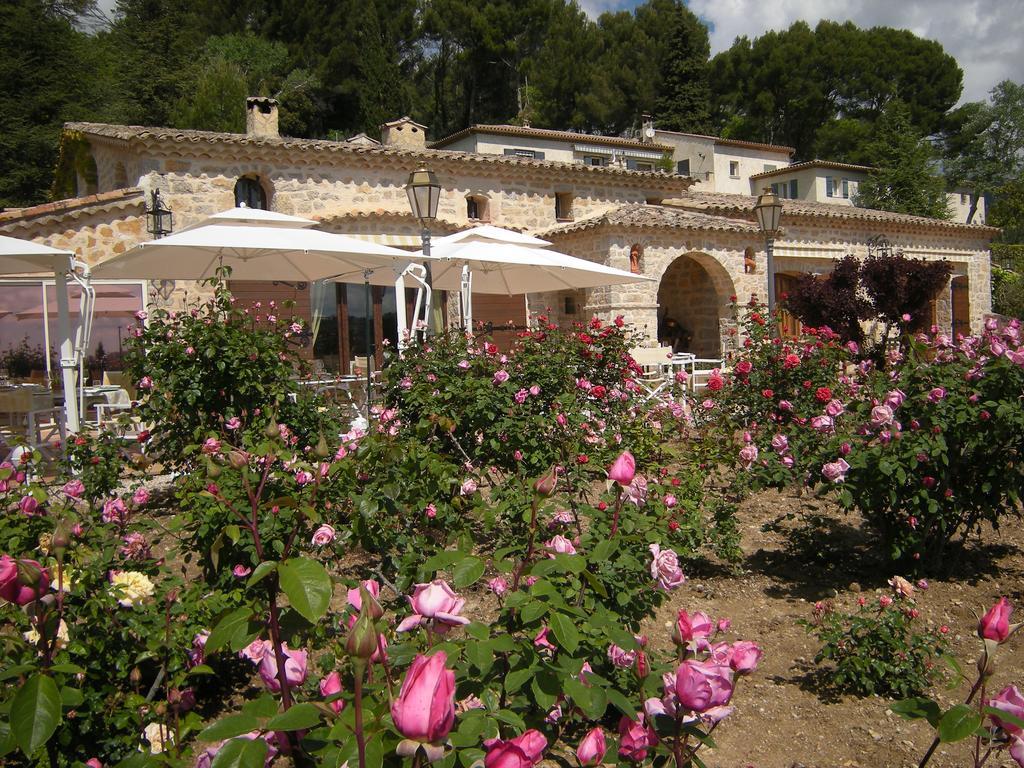 Les Chambres Du Restaurant Le Castellaras - Teritoria Fayence Exterior photo